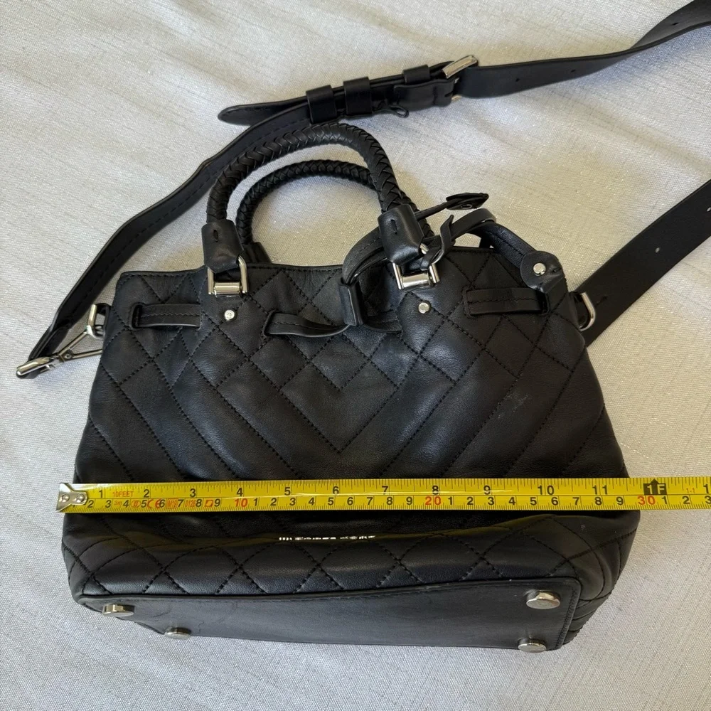 Michael Kors Blakely Medium Bucket Messenger Bag Black Quilted Leather
